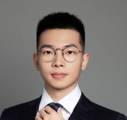 용건우